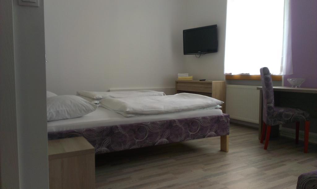 Guest House Villa Herbarium Slavonski Brod Habitación foto