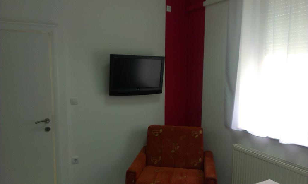 Guest House Villa Herbarium Slavonski Brod Habitación foto